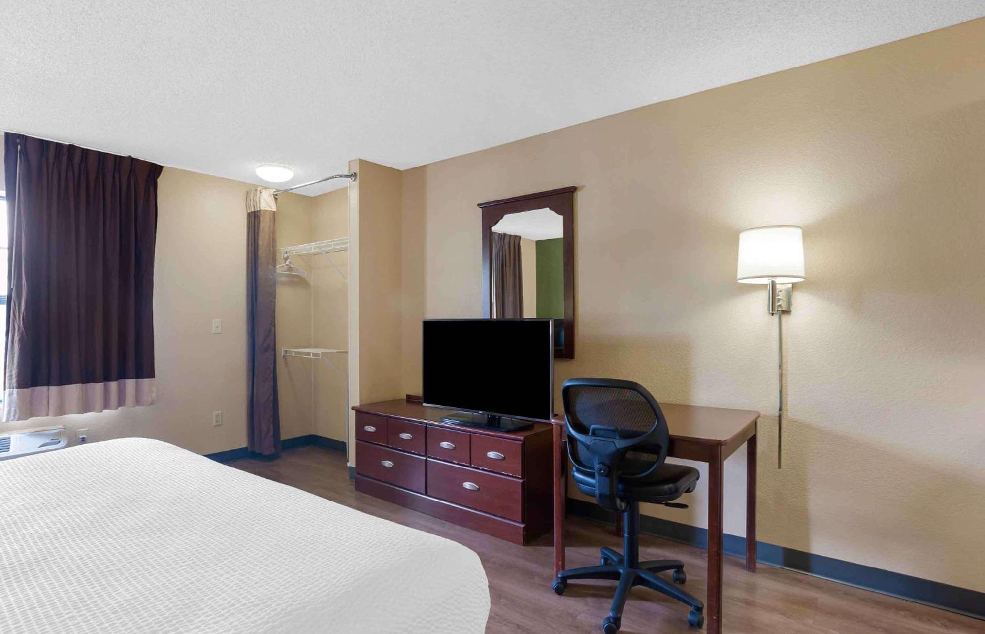 Extended Stay America Suites - Dallas - Las Colinas - Carnaby St Irving Dış mekan fotoğraf