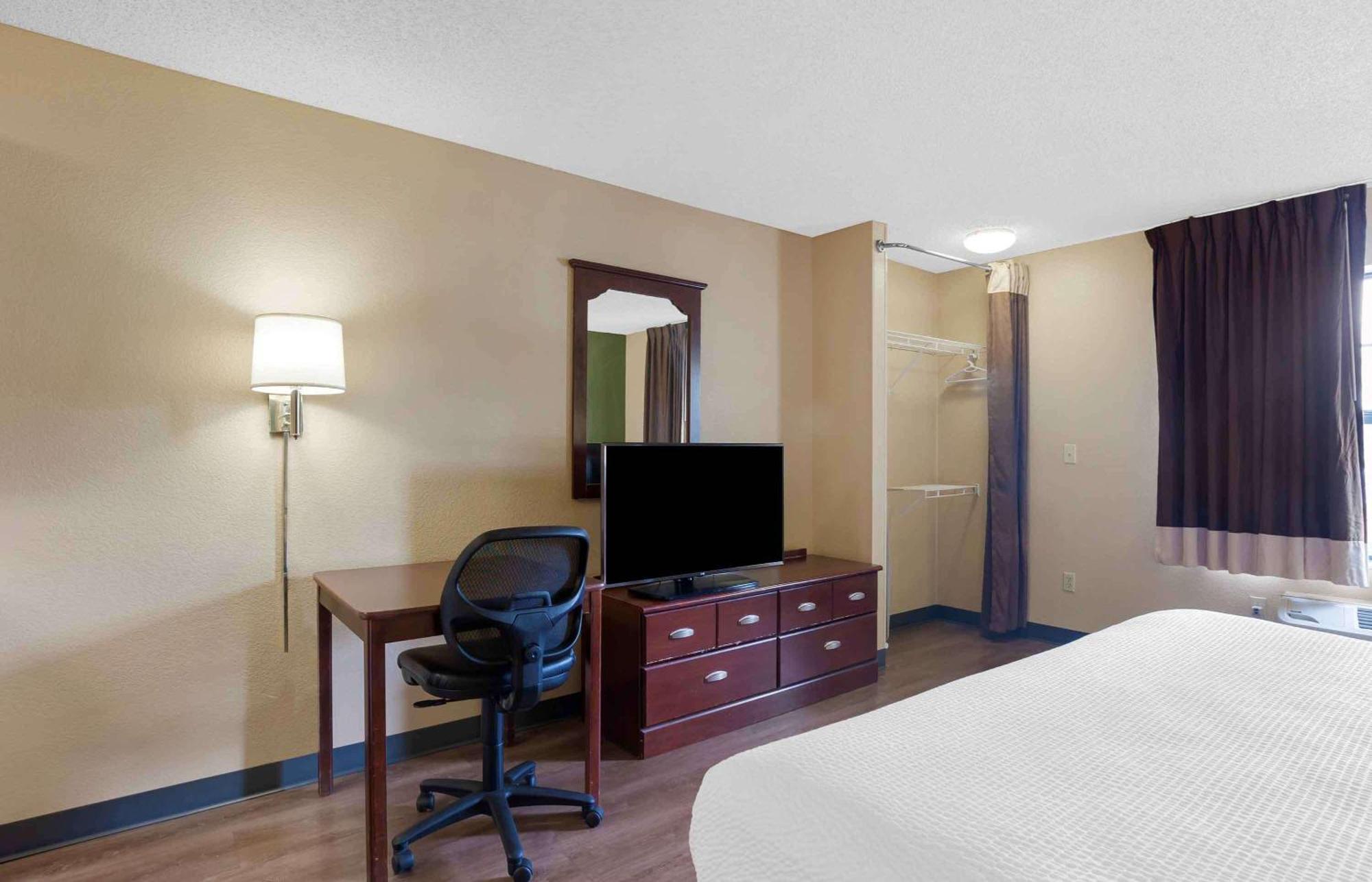 Extended Stay America Suites - Dallas - Las Colinas - Carnaby St Irving Dış mekan fotoğraf