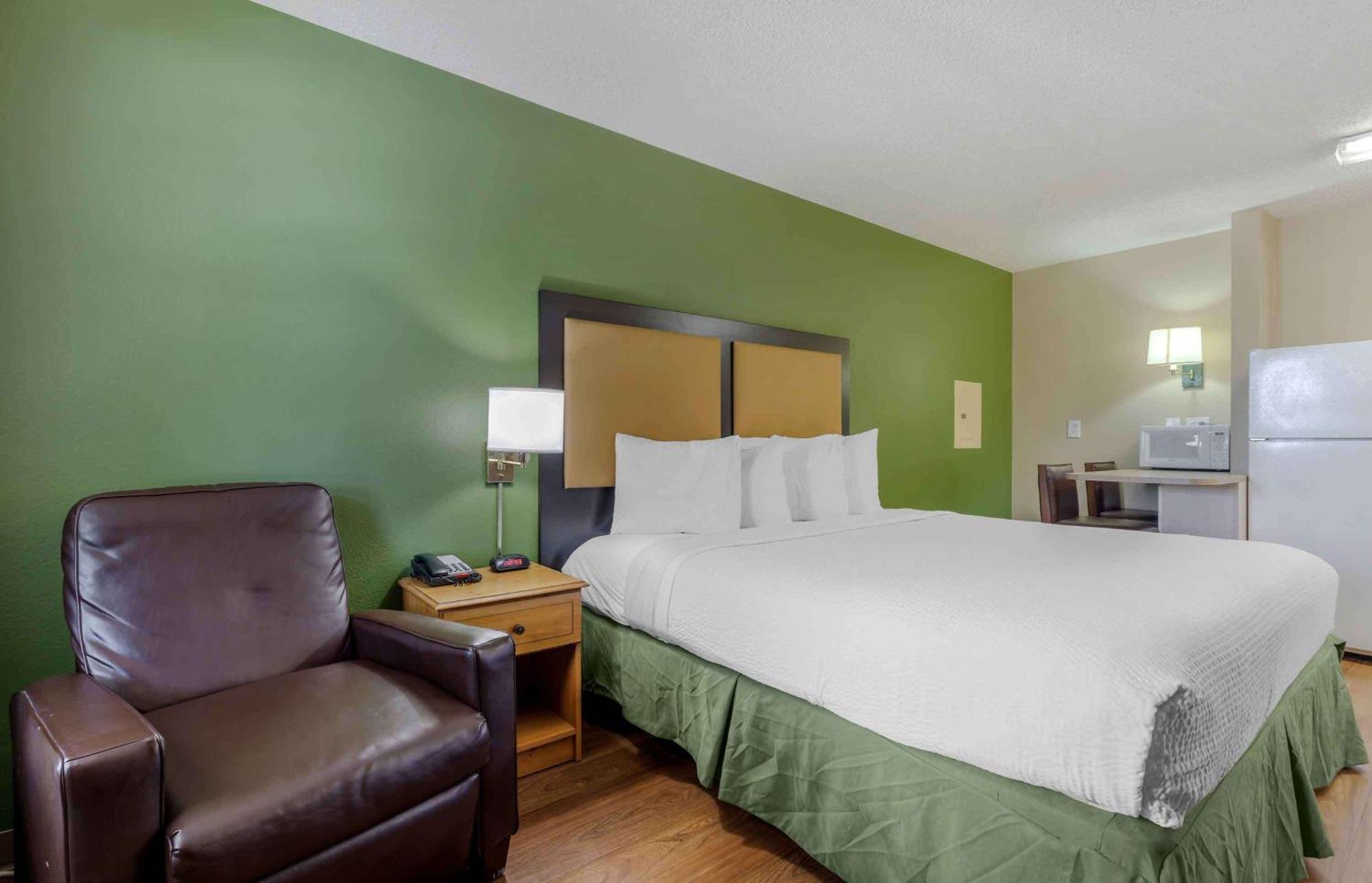 Extended Stay America Suites - Dallas - Las Colinas - Carnaby St Irving Dış mekan fotoğraf