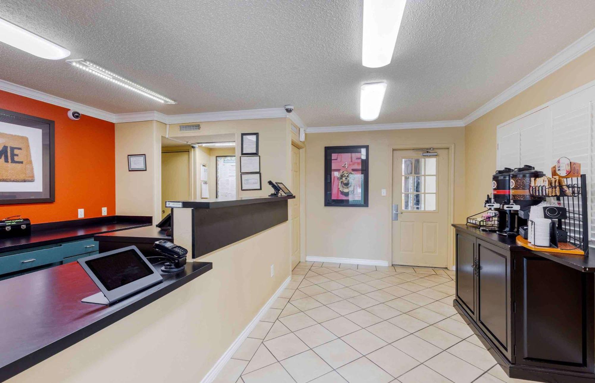 Extended Stay America Suites - Dallas - Las Colinas - Carnaby St Irving Dış mekan fotoğraf