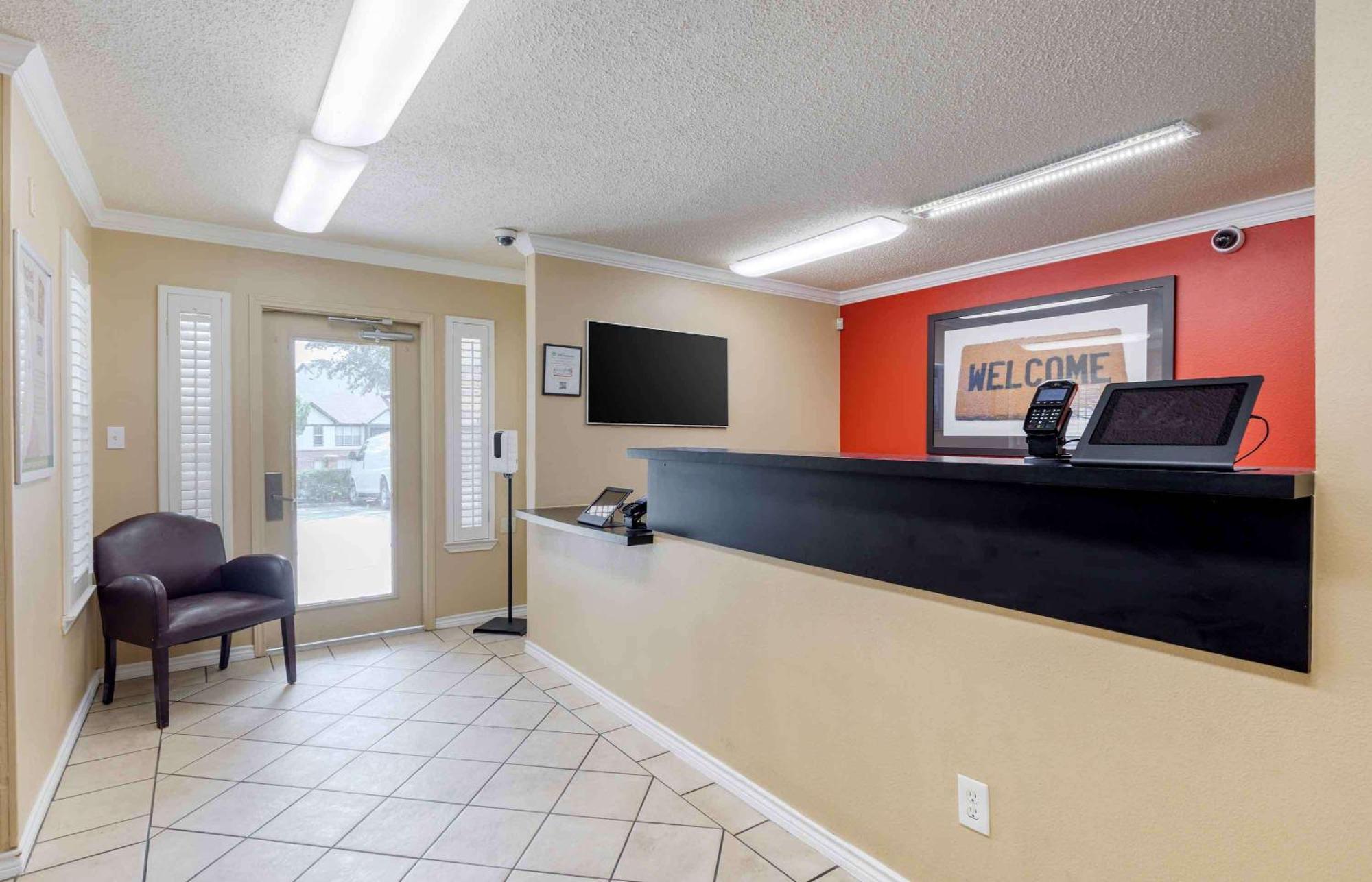 Extended Stay America Suites - Dallas - Las Colinas - Carnaby St Irving Dış mekan fotoğraf