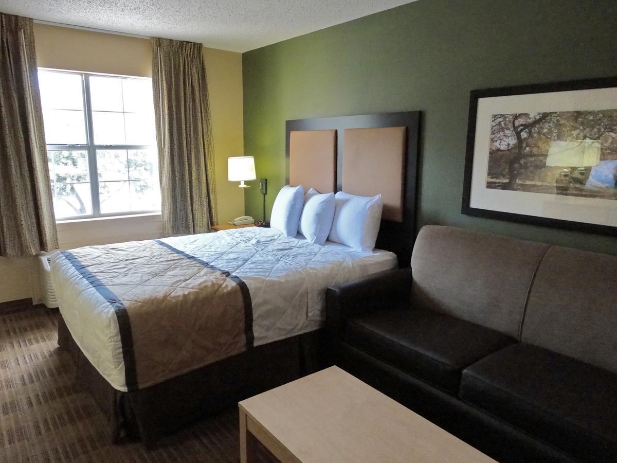 Extended Stay America Suites - Dallas - Las Colinas - Carnaby St Irving Dış mekan fotoğraf